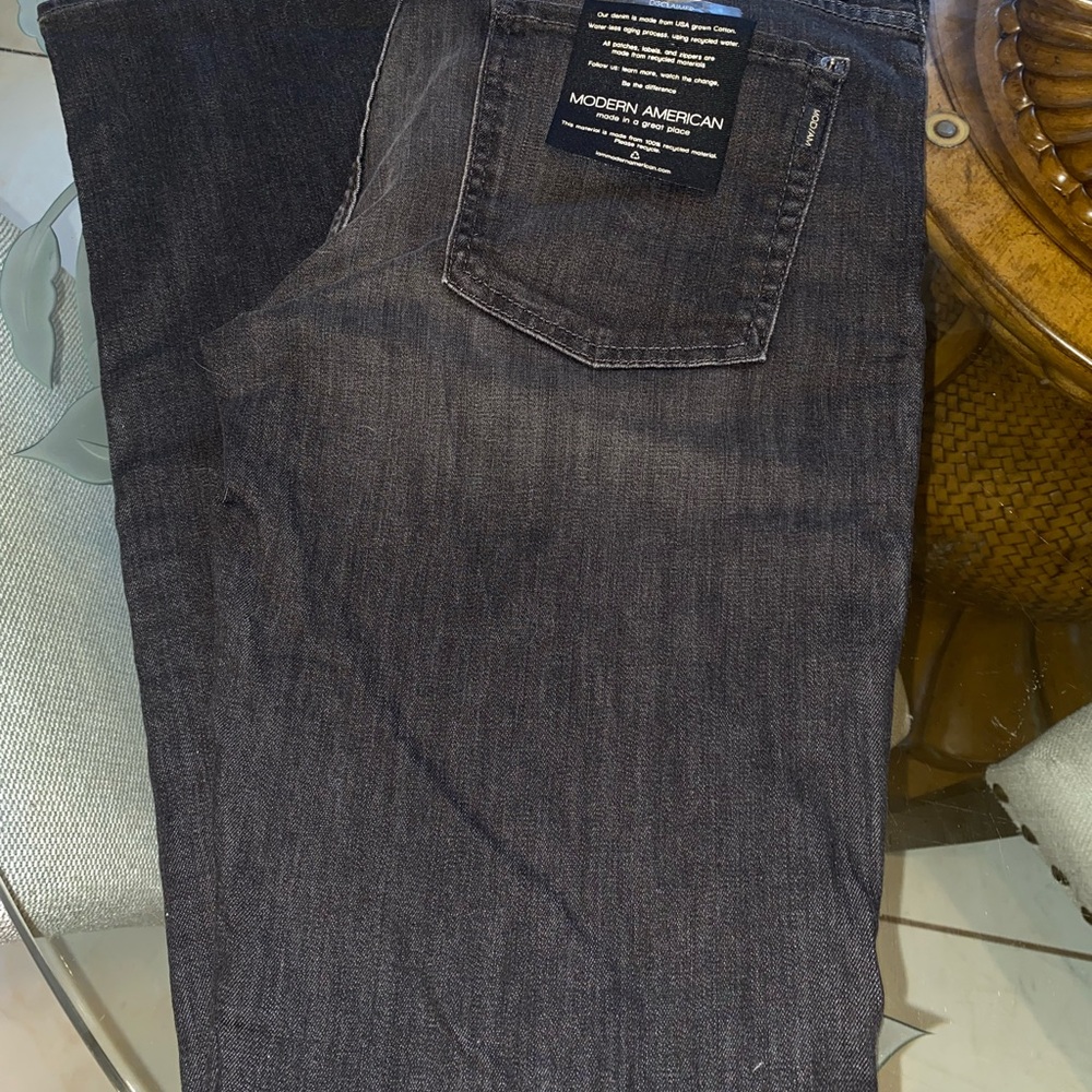 Men's Dark Gray Jeans Size 33” W 34” Inseam NWT